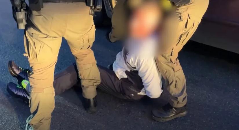 A kocsijába épített matracon rontotta meg a gyerekeket a nyíregyházi rém