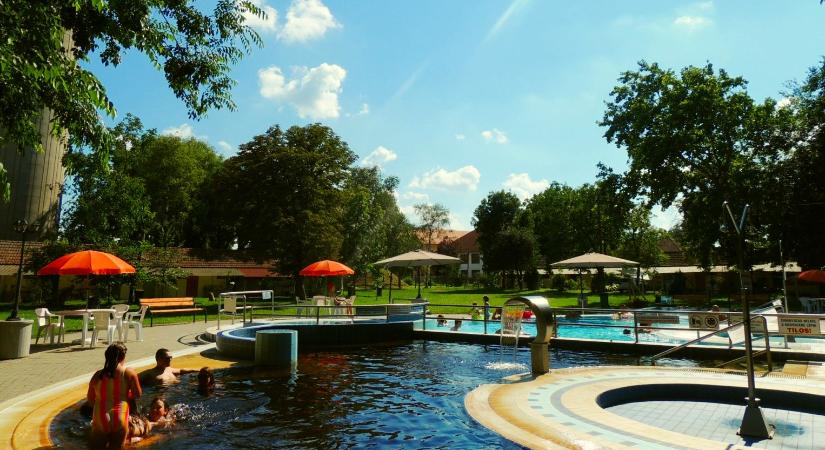 Később nyit az egyik Pest megyei termálstrand, de megéri várni