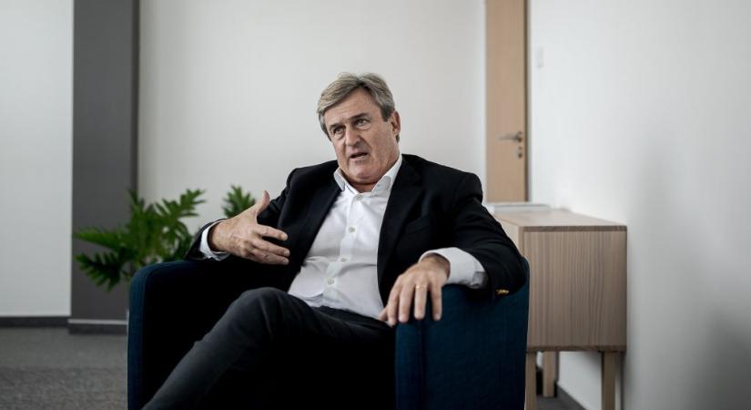 Kapitány István az iparkamara elnökével és a CATL képviselőivel is egyeztetett