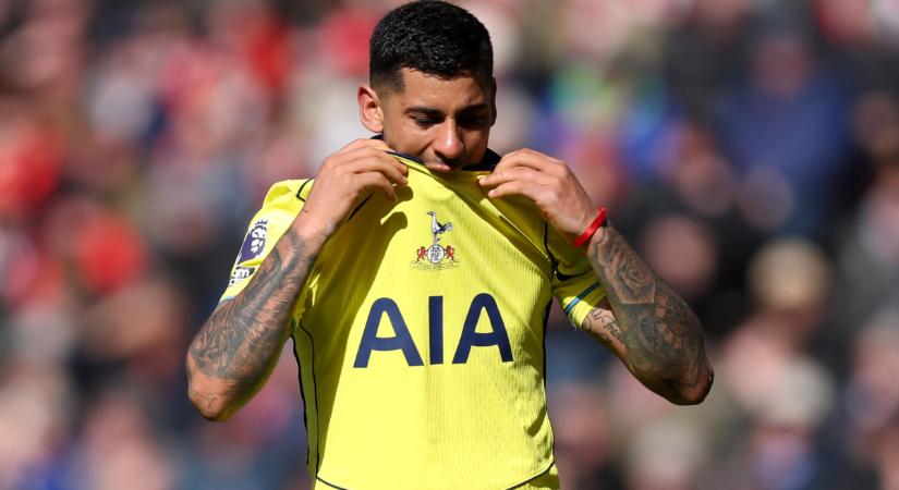 A Tottenham világbajnok védőjére vetette ki a hálóját a Barcelona – sajtóhír