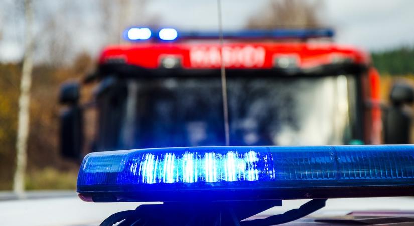 Tűz van Budapest XI. kerületében, több emeletes társasházban csaptak fel a lángok