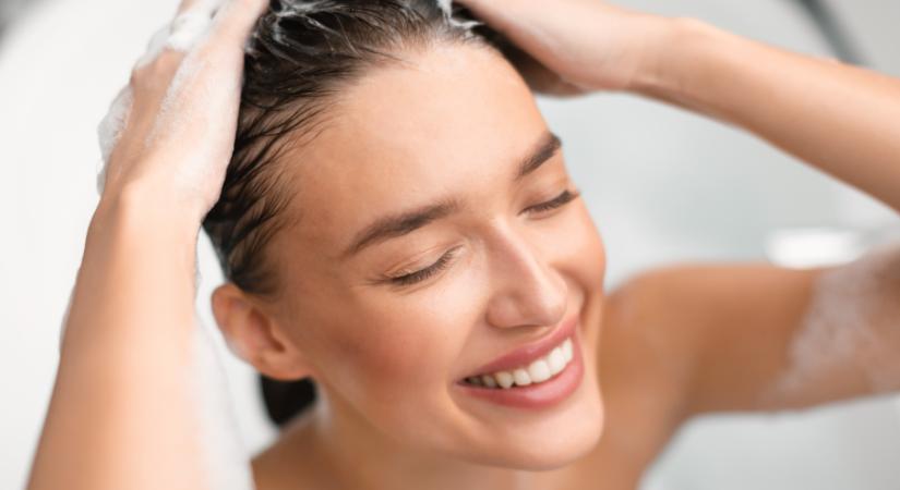 Szakértők szerint nem mindegy, milyen gyakran mosol hajat – a hajtípusod számít