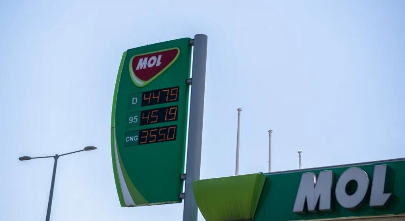 Az Európai Bizottság vizsgálatot indított legalább egy, Mollal kötött megállapodása miatt