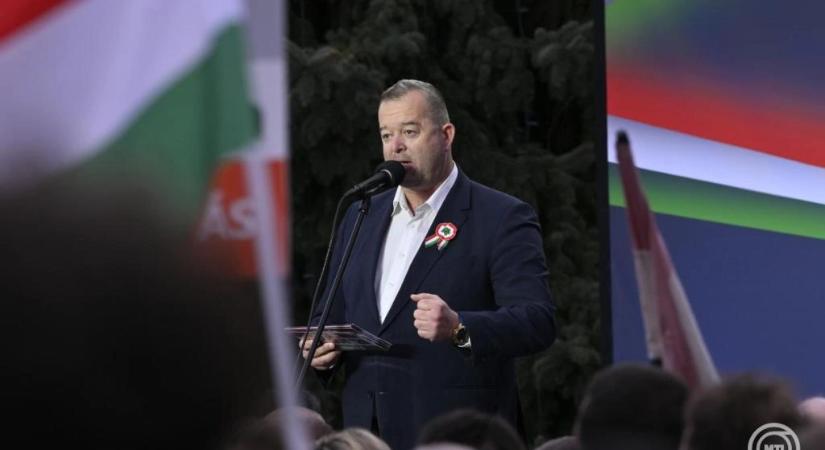 Benyújtotta lemondását Miskolc alpolgármestere