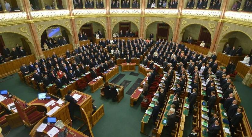 Alakulnak a Fidesz feladatai, 17 bizottságban töltenek be kulcsszerepet a képviselők
