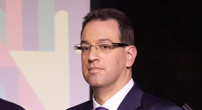 TI: Minden becslésnél több, 2645 milliárd forintnyi közpénz talált gazdára tőkealapokon keresztül