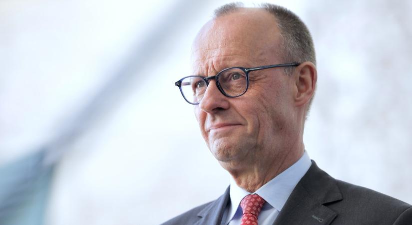 Készen kell állniuk a harcra – közölte a német kancellár a a NATO-ról beszélve