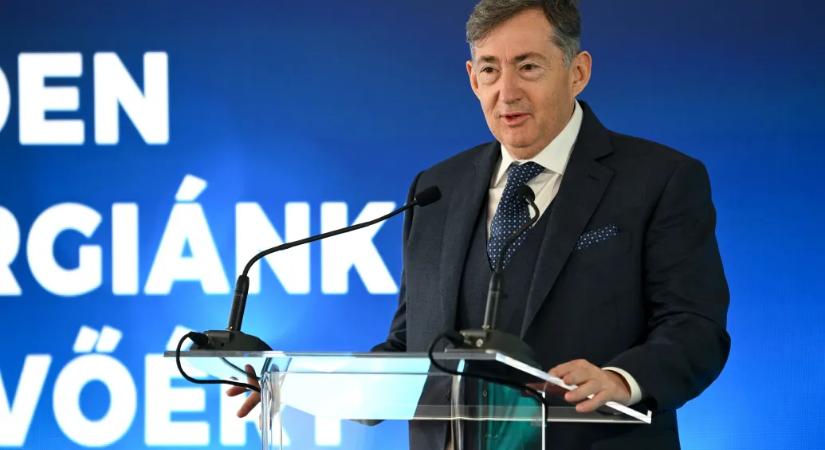 10,5 milliárdos osztalékot fizet az Opus Global, több mint 5 milliárd Mészáros Lőrincé lesz