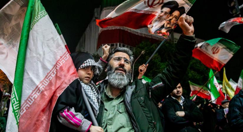 Megdöbbentő bejelentést tett Irán titokzatos új legfelsőbb vezetője