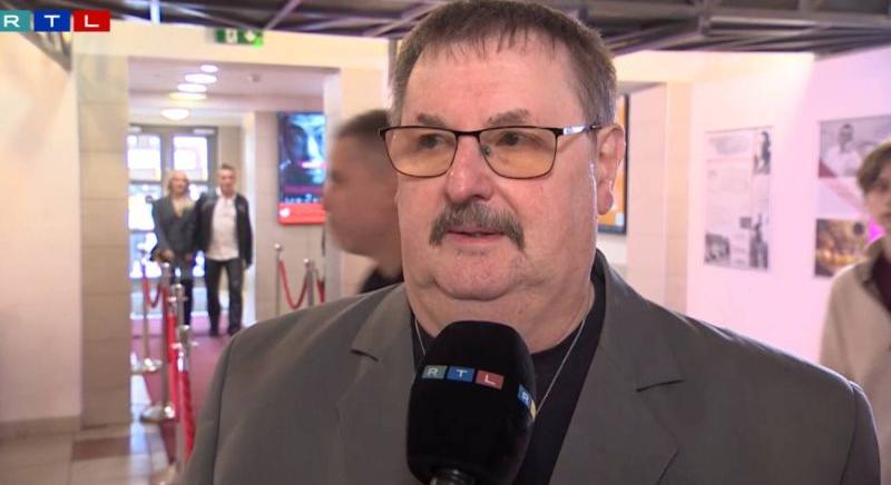 45 év után nyilvánosság elé állt a pornópápa felesége