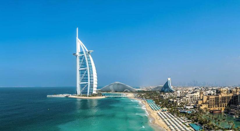 Pang a dubaji turizmus: bezár és megújul a Burj Al Arab