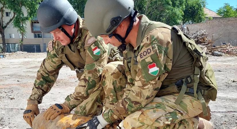 Bomba miatt lezárják a budapesti Infopark egy részét