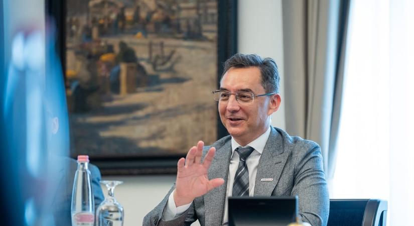 Debrecenben a választás eredményére hivatkozva kérte a közgyűlés feloszlatását két képviselő, de nem tűzték napirendre az előterjesztésüket