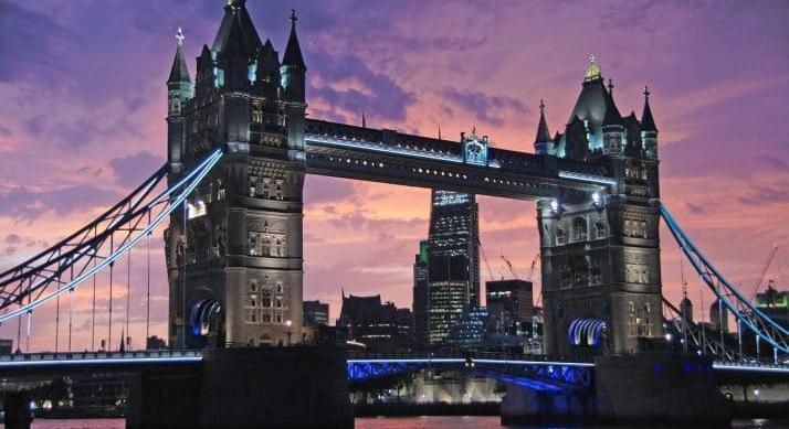 Új Banksy-mű jelent meg Londonban – erős politikai üzenetet hordoz