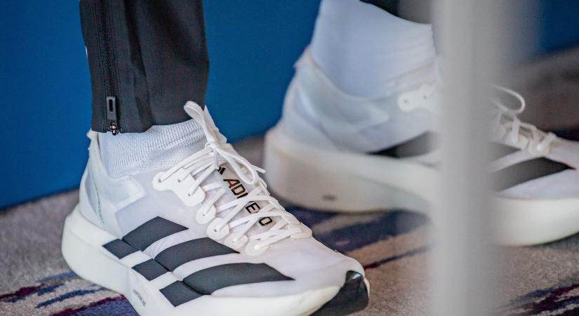 Futócipő vagy luxustermék? Milliós áron megy az új Adidas modell