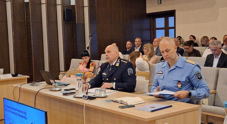 FEKETE RUHÁSOK – Büntetőeljárás van folyamatban