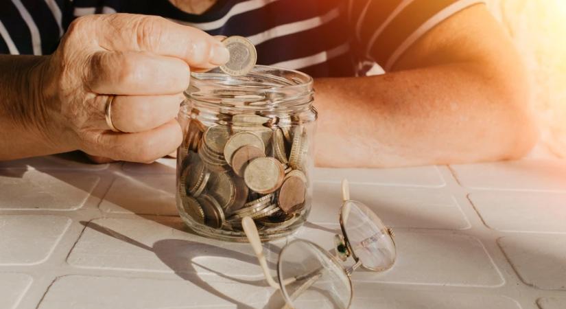 Felmérés: a magyar idősek többsége nem rendelkezik megtakarítással