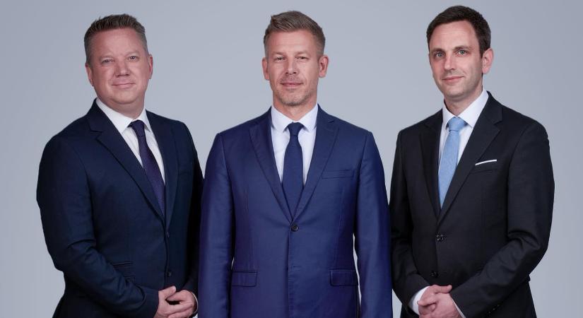 Két újabb miniszterét jelentette be Magyar Péter