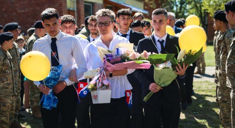 Búcsút vettek iskolájuktól az egri bornemisszások  Fotók