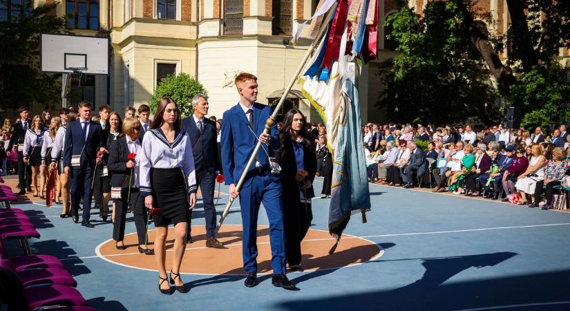 Rekorder eredményekkel búcsúztak a szekszárdi diákok (Galéria)