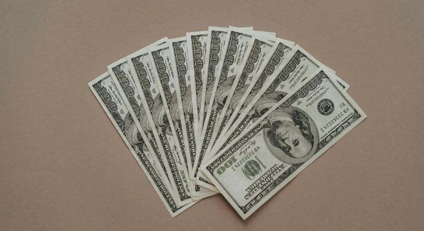 Nem volt halotti bizonyítványa, ezért a holttesttel ment be a bankba