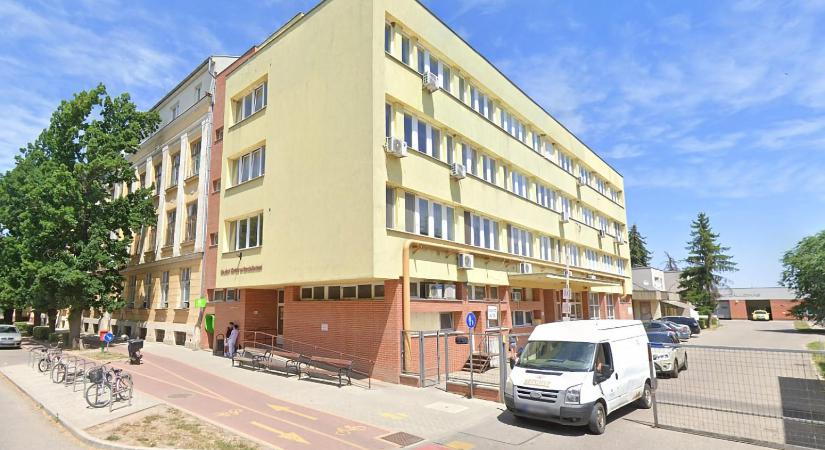 Bezárják a mezőtúri kórház belgyógyászati osztályát
