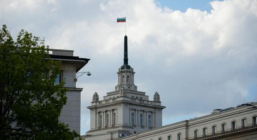 Zelenszkij ezt már nem hiszi el: Magyarország után újabb EU-tagállam fordult Ukrajna ellen, visszavonnák az uniós támogatást – "Nincs garancia, hogy megtérül"