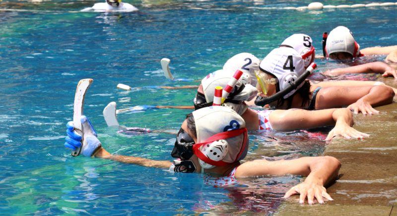 Víz alatti hoki bajnokság a Duna Arénában