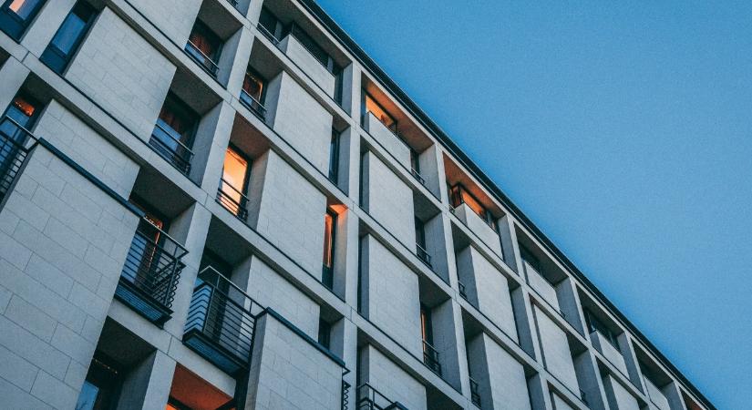 Elemző: a tavalyi robbanás után is tarthat a drágulás a lakáspiacon
