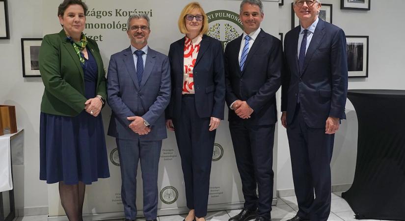A gyógyítás jövőjét alapozza meg az Országos Korányi Pulmonológiai Intézet és a Roche Magyarország Kft. stratégiai összefogása