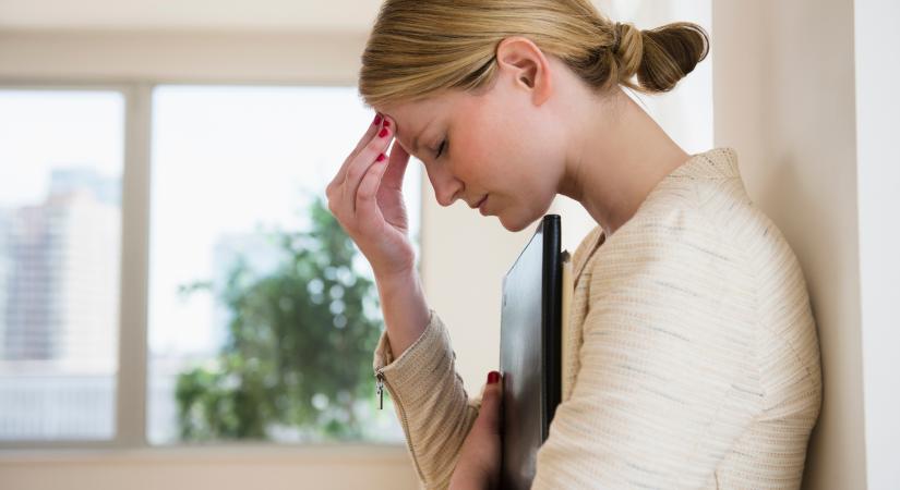 Nem véletlen, ha „megbolondul” a ciklusod: így borítja fel a stressz a hormonjaidat