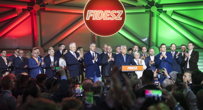 Így vette rá Orbán a Fidesz bejutó képviselőit a lemondásra