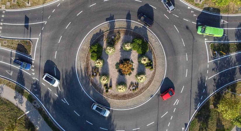 Bepörgött a motoros, rendőrök tudták csak leállítani – videó
