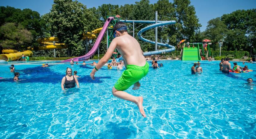 Megérkeztek a részletek a strandok nyitásáról