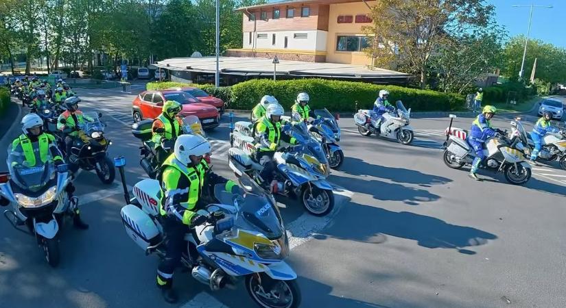 Kerékpáros verseny miatt forgalomkorlátozások vannak a Balaton-parton