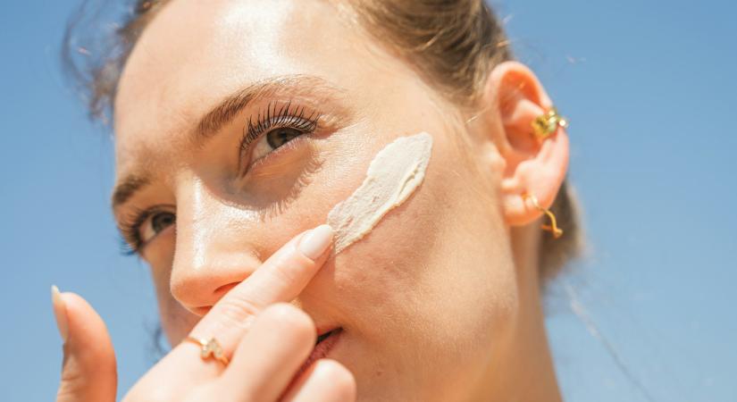 Repülés előtti skincare – 8 must-have a hidratált bőrért
