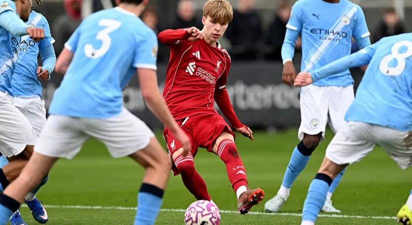 „Olyan akarok lenni, mint ő” – Szoboszlait bálványozza a Liverpool tizenhét éves tehetsége