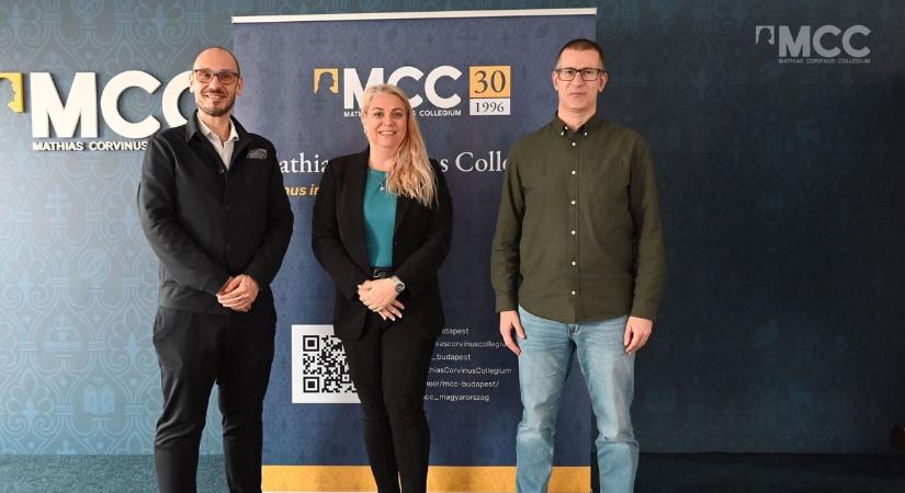 Nem betiltani, megtanulni! A mesterséges intelligencia volt a szolnoki pedagóguskonferencia témája