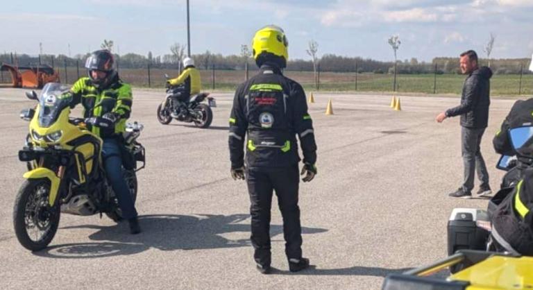 Motoros és kerékpáros „gyors-beavatkozó” mentők állnak szolgálatba Budapesten és Pest vármegyében