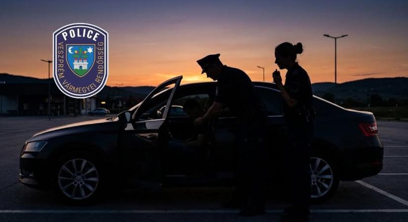 Már alig lélegzett, a rendőrök mentettek meg Füreden egy sofőrt