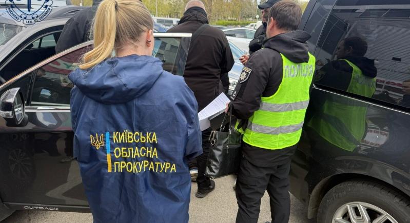 Korrupt TCK-munkatársakat vettek őrizetbe Bila Cerkvában, mozgósítás alól mentesítő fiktív okmányokat árusítottak