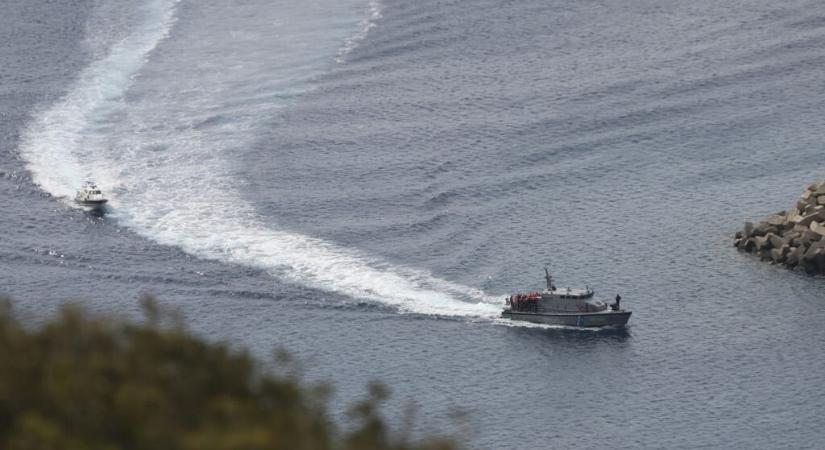 Krétán tették ki a gázai flotilla feltartóztatott aktivistáit, akik között egy magyar férfi is van