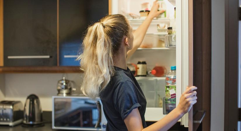 Kellemetlen fémes íz az ebédedben? Soha ne tegyél ilyen konzervet a hűtőszekrényedbe