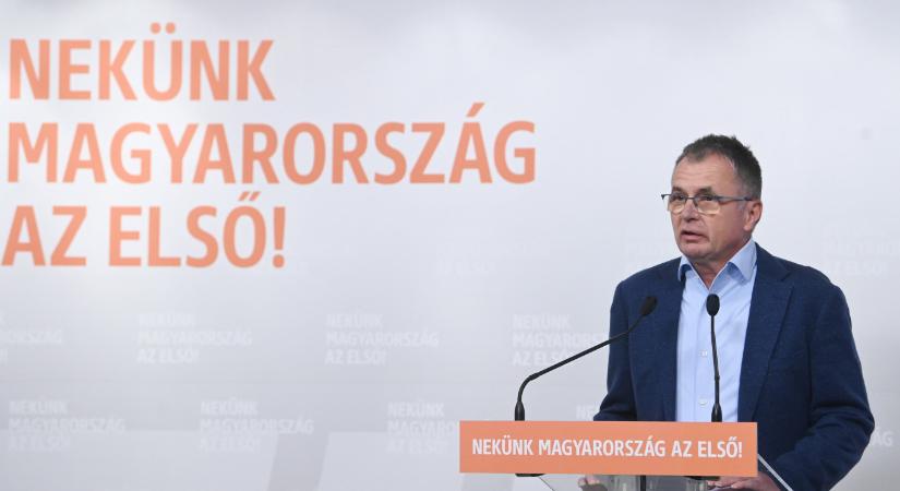 Horváth László drogügyi exkormánymegbízott ül be a parlamentbe a visszalépő Szécsi Zoltán helyett