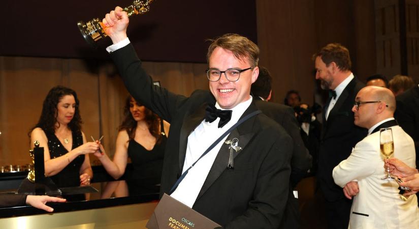Megtalálták a Lufthansa a Putyin-kritikus film rendezőjének elveszett Oscar-díját