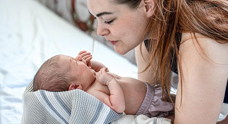 Kapitány István bejelentette: újra lesz szabad szülészorvos-választás!