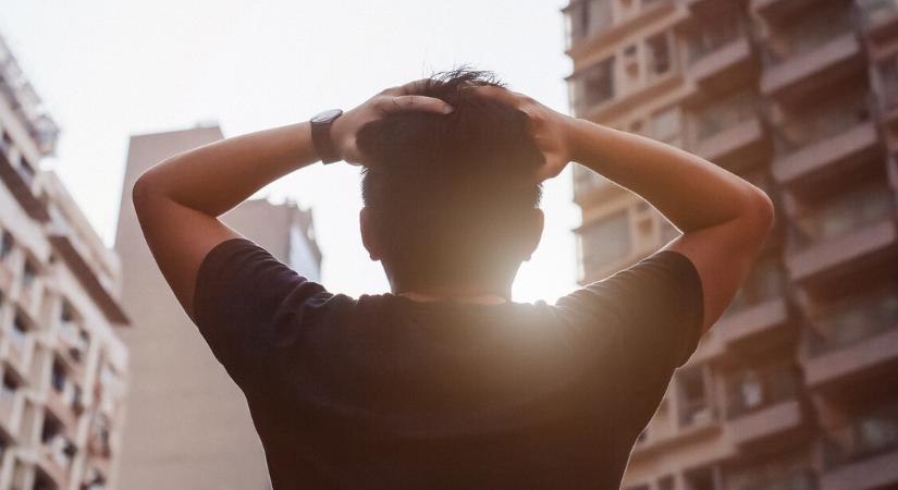 Kvíz: felismered a stressz testi jeleit? – Bőrtünetek is árulkodhatnak a túlhajszoltságról