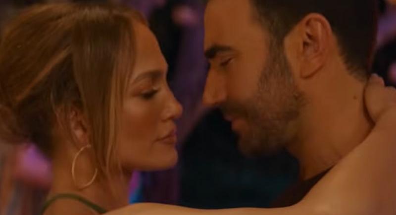 Munkahelyi románcba keveredik Jennifer Lopez: a nyár nagy győztese lehet