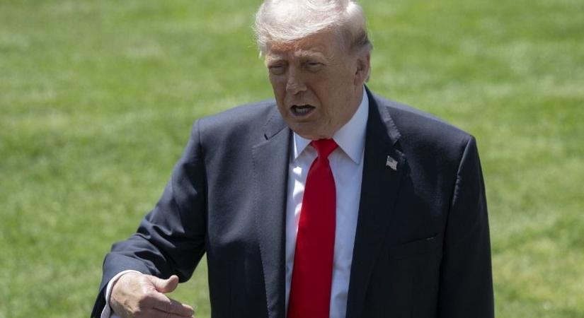Érik a ribillió: Donald Trump Európába jön, miután kiosztotta a vámcsapást és megkritizálta a NATO-t