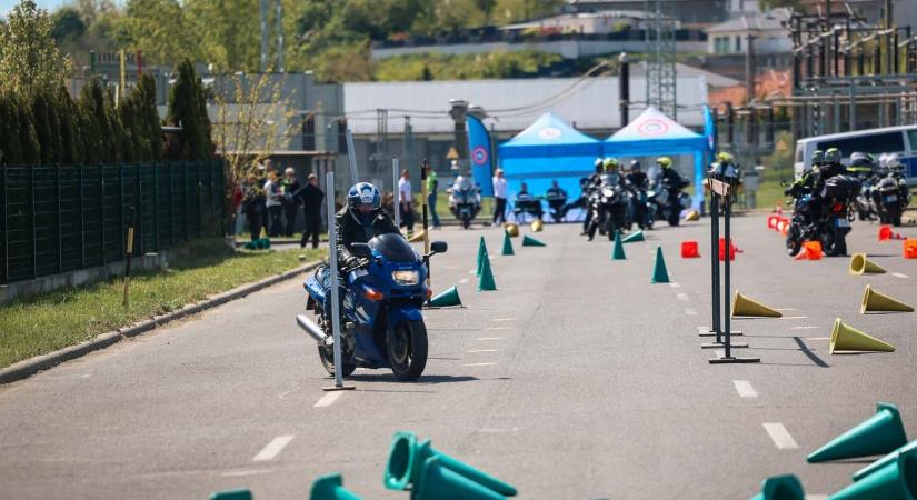 53 motoros baleset Hevesben - így csökkentenék a rendőrök ezek számát